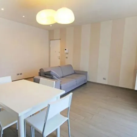 Apartment Area123 *